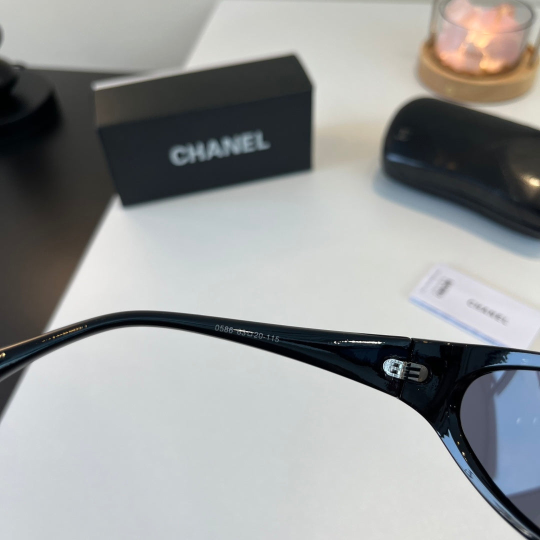 Chanel Fashion Black Lens Sunglasses for Men & Women - 493630 - detail image 8