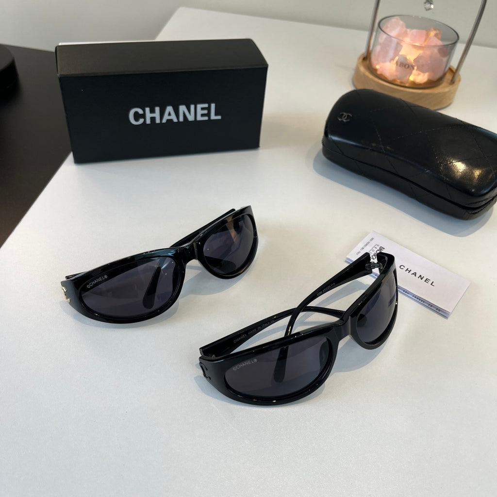 Chanel Fashion Black Lens Sunglasses for Men & Women - detail image 11