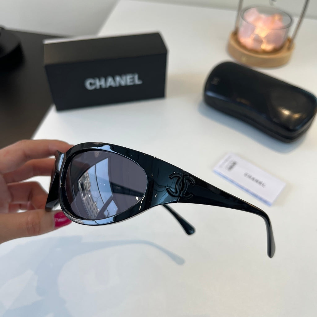 Chanel Fashion Black Lens Sunglasses for Men & Women - 358015 - detail image 4