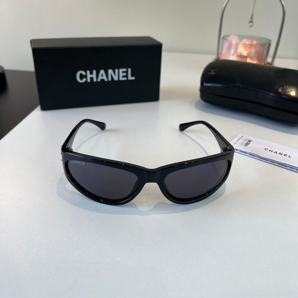 Chanel Fashion Black Lens Sunglasses for Men & Women - 358015 - detail image 2