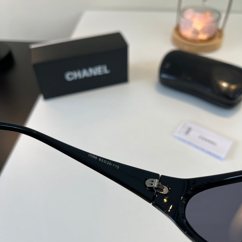 Chanel Fashion Black Lens Sunglasses for Men & Women - 398508 - detail image 9