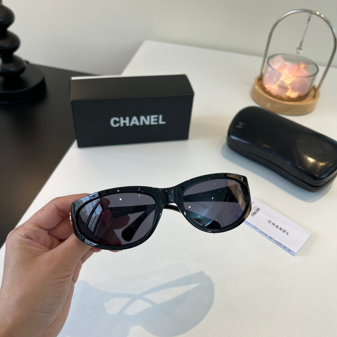 Chanel Fashion Black Lens Sunglasses for Men & Women - detail image 5