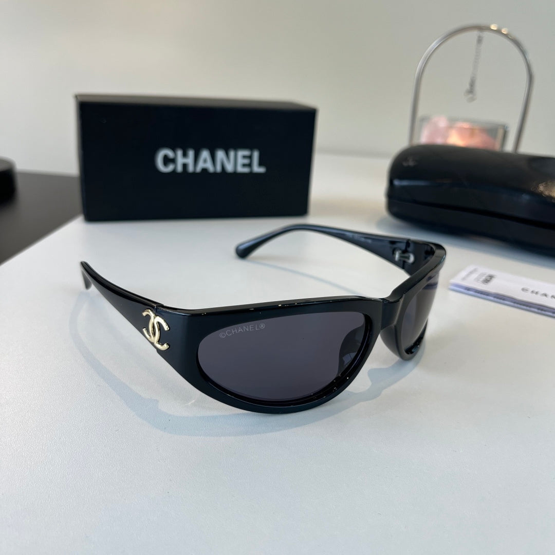 Chanel Fashion Black Lens Sunglasses for Men & Women - 398508