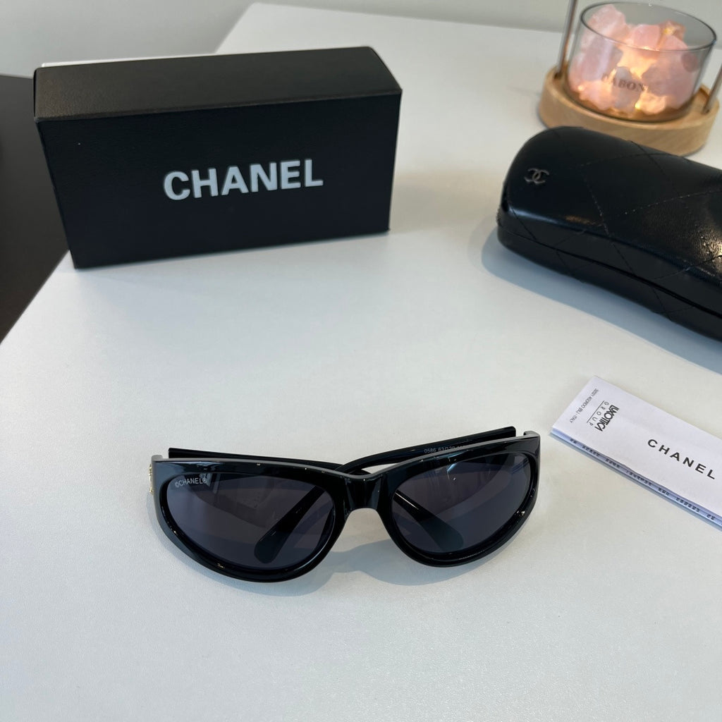 Chanel Fashion Black Lens Sunglasses for Men & Women - 398508 - detail image 6