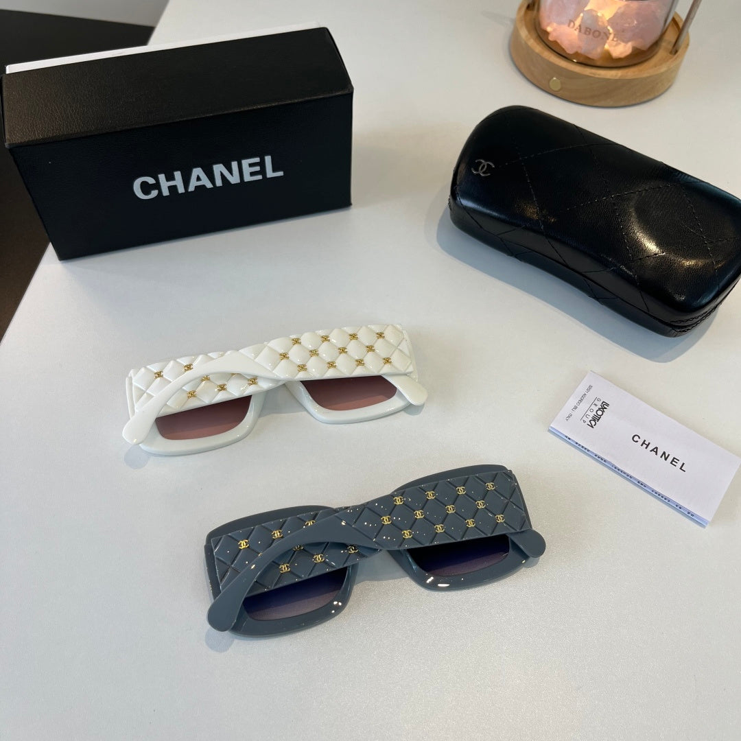 Chanel Fashion Blue Lens Sunglasses for Men & Women - detail image 11