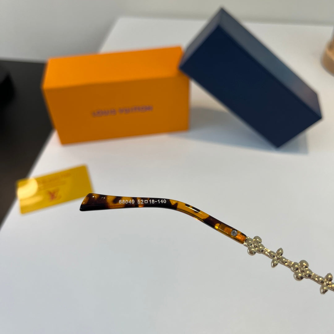 Louis Vuitton Fashion Silver Lens Sunglasses for Men & Women - 398059 - detail image 9