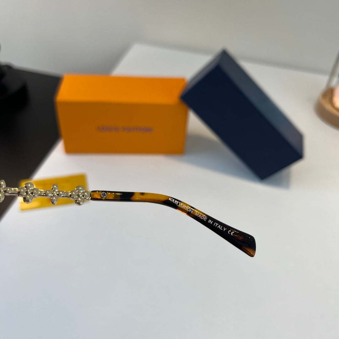 Louis Vuitton Fashion Silver Lens Sunglasses for Men & Women - 398059 - detail image 10