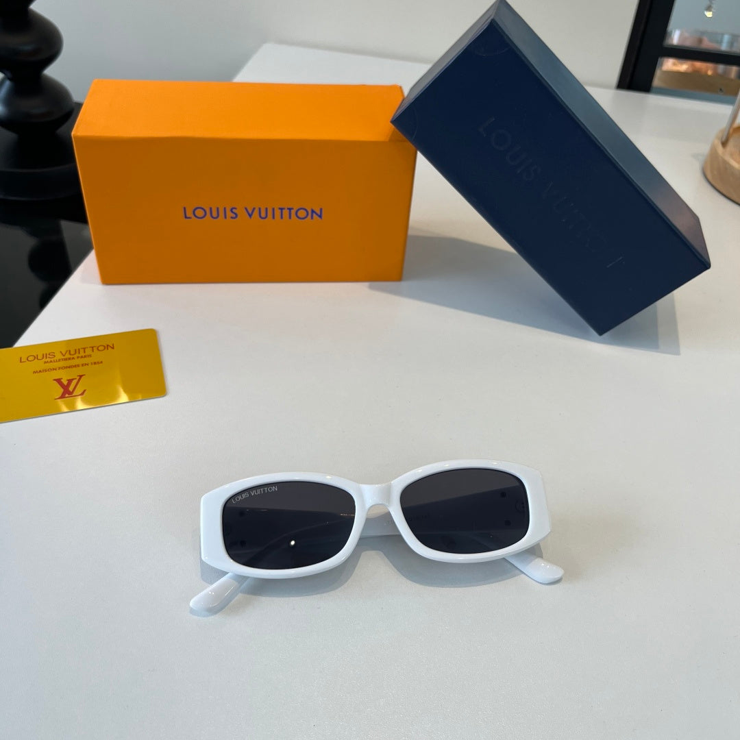 Louis Vuitton Fashion Silver Lens Sunglasses for Men & Women - 357602 - detail image 4