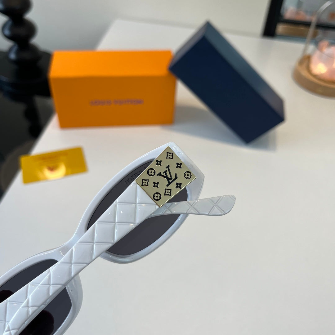 Louis Vuitton Fashion Silver Lens Sunglasses for Men & Women - 357602 - detail image 6