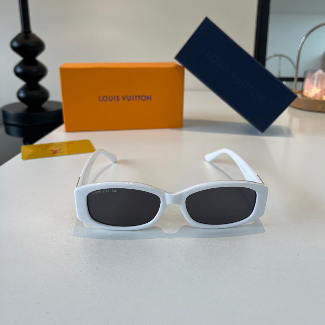 Louis Vuitton Fashion Silver Lens Sunglasses for Men & Women - 357602 - detail image 2
