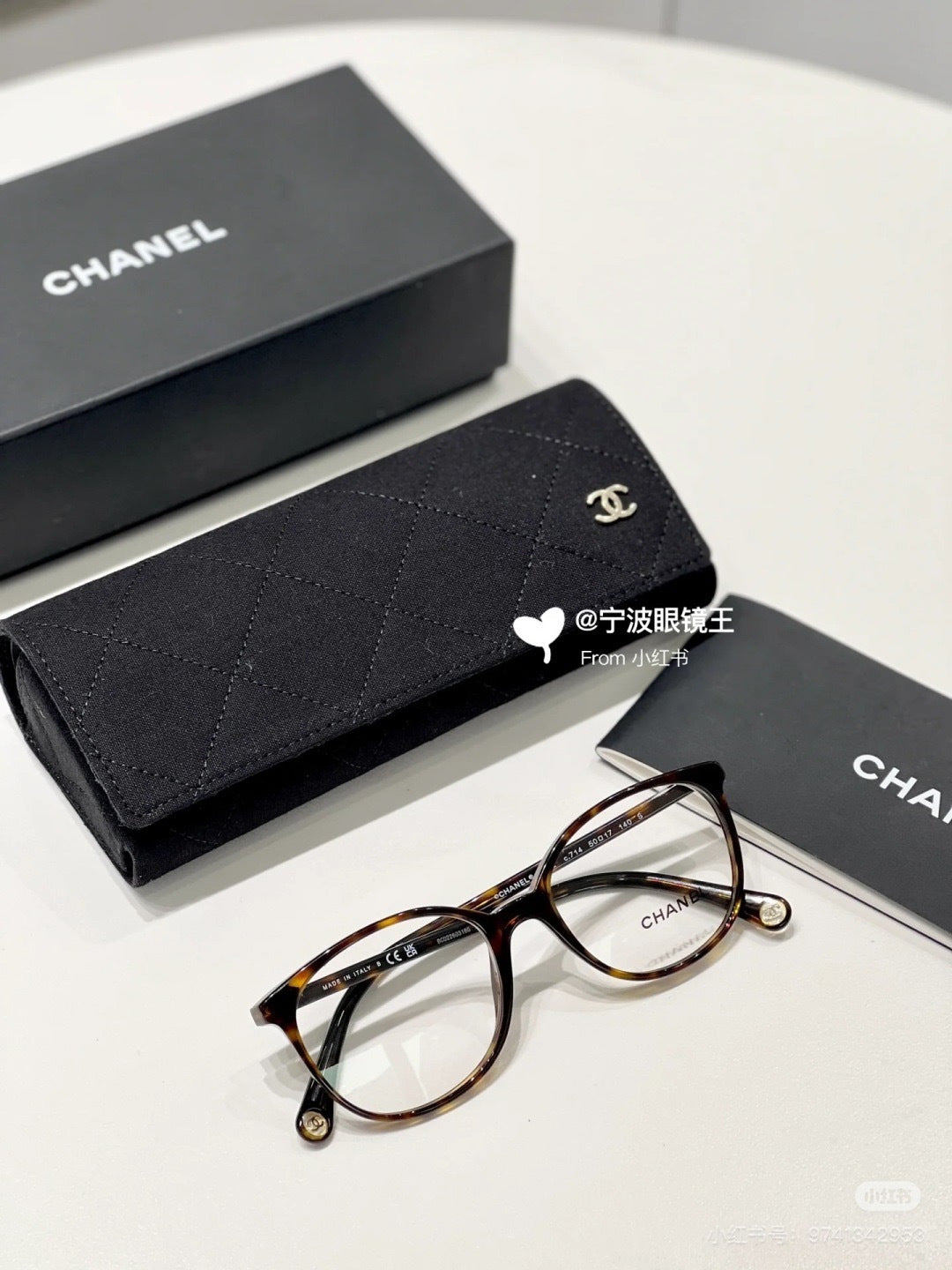 Chanel Oversized Black Lens Sunglasses for Men & Women - 371765 - detail image 2