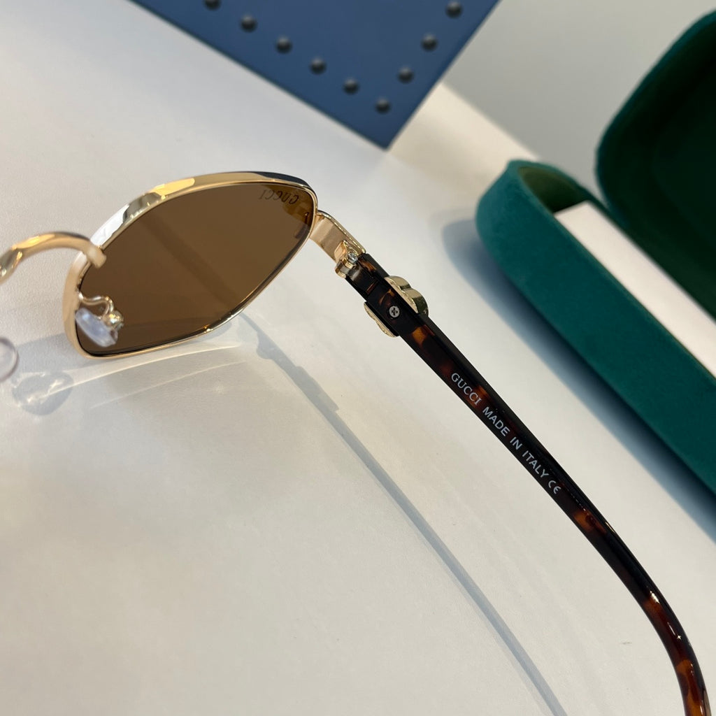 Gucci Oversized Brown Lens Sunglasses for Men & Women - detail image 10