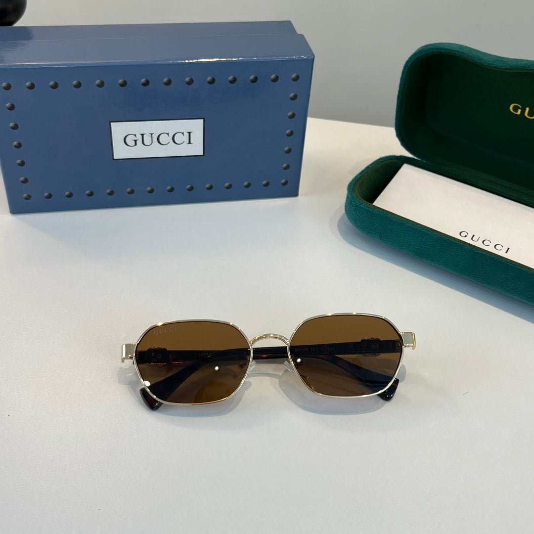 Gucci Oversized Brown Lens Sunglasses for Men & Women - detail image 4