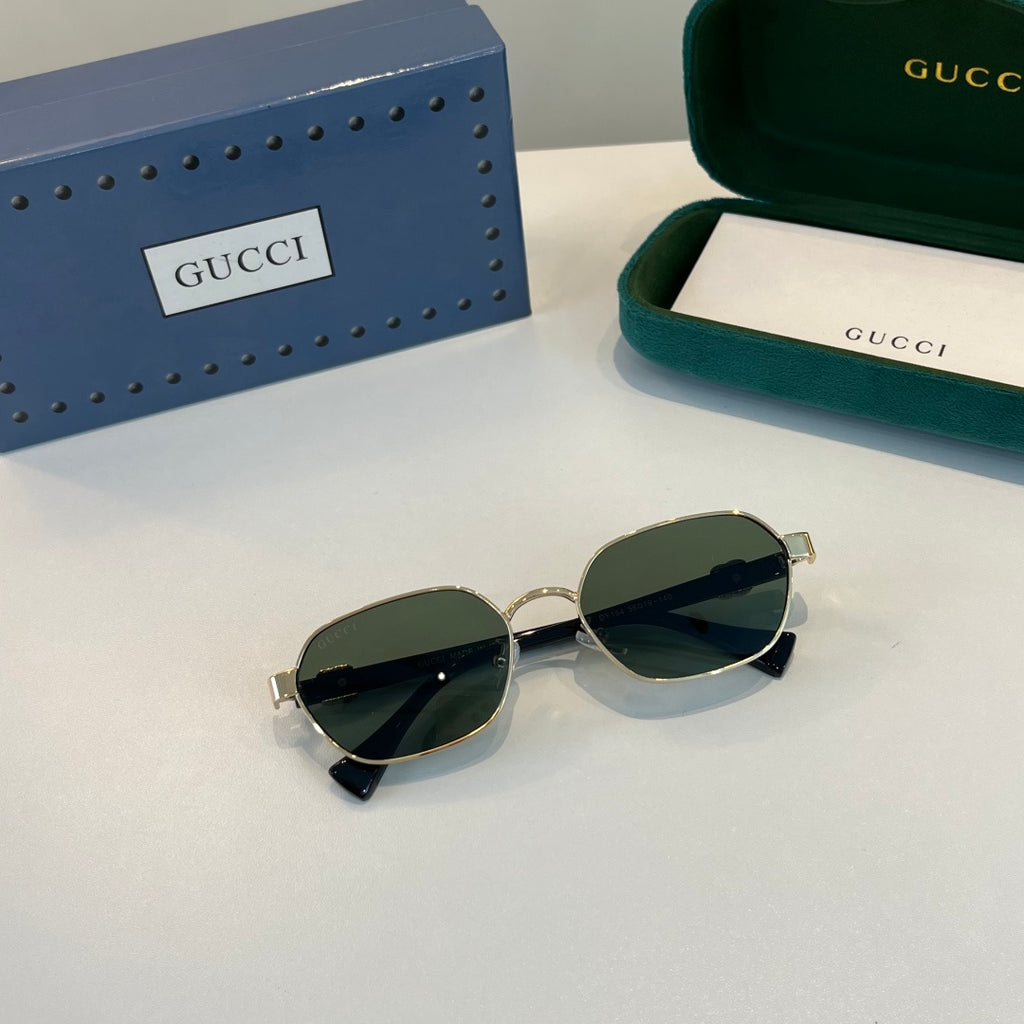 Gucci Oversized Silver Lens Sunglasses for Men & Women - 493363 - detail image 5