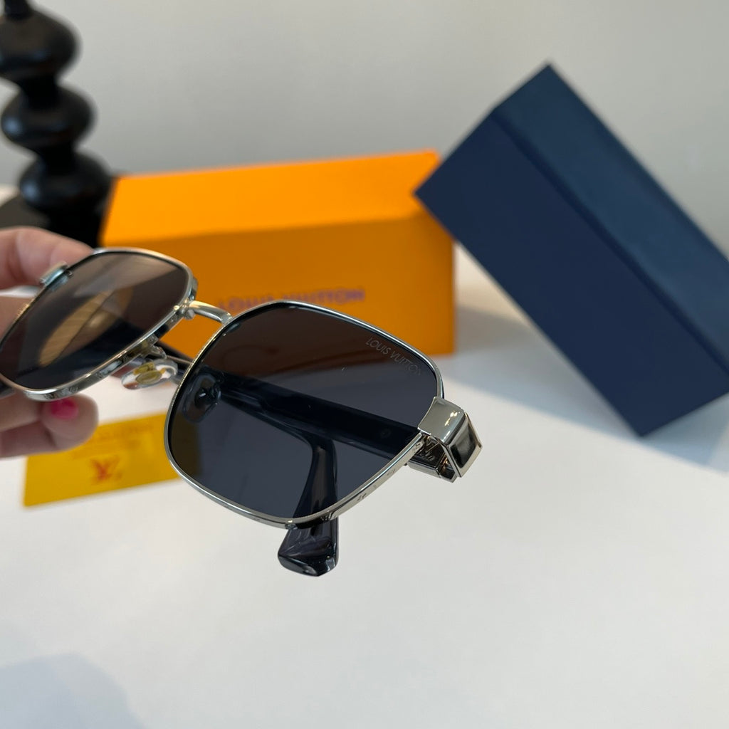 Louis Vuitton Fashion Silver Lens Sunglasses for Men & Women - 398063 - detail image 6