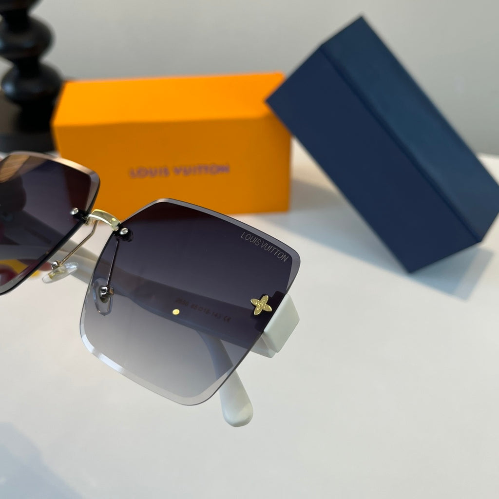 Louis Vuitton Fashion Silver Lens Sunglasses for Women - 357574 - detail image 6