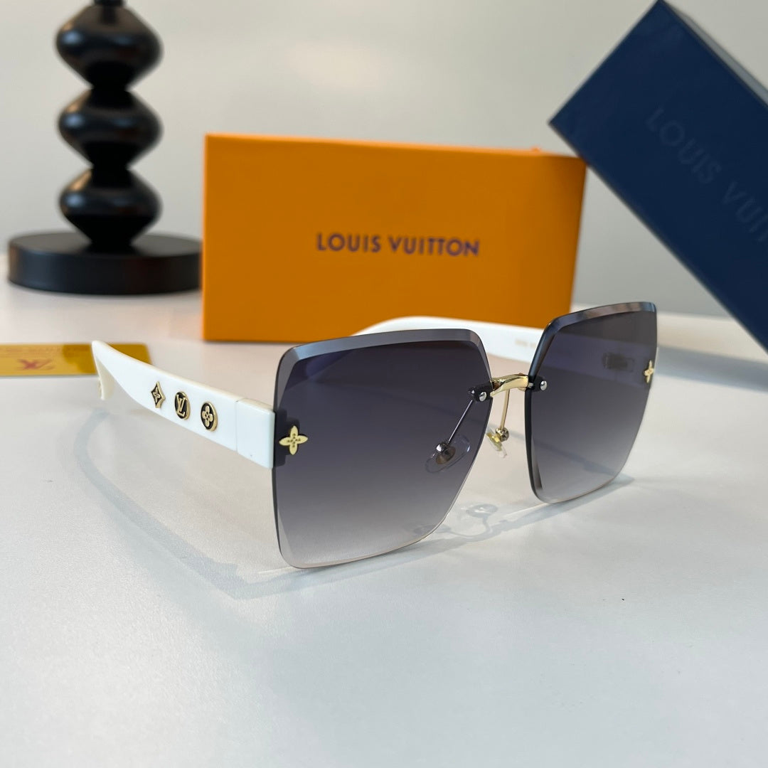 Louis Vuitton Fashion Silver Lens Sunglasses for Women - 357574