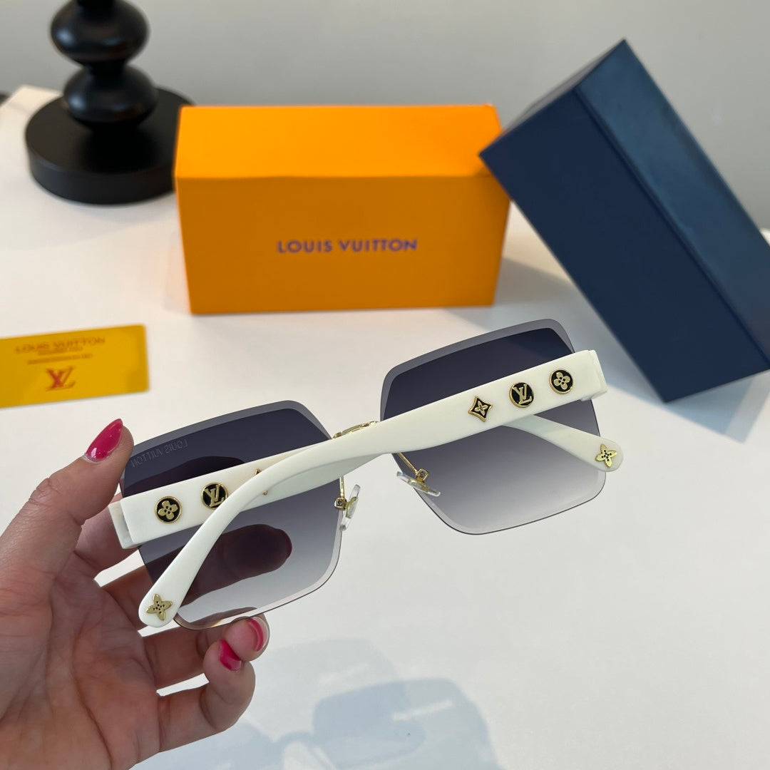 Louis Vuitton Fashion Silver Lens Sunglasses for Women - 357574 - detail image 8