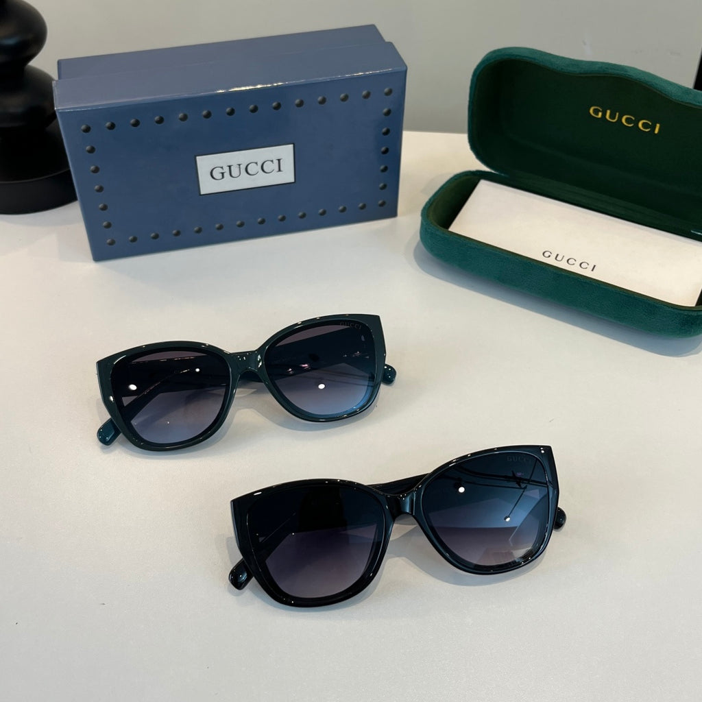 Gucci Oversized Black Lens Sunglasses for Women - 493366 - detail image 11