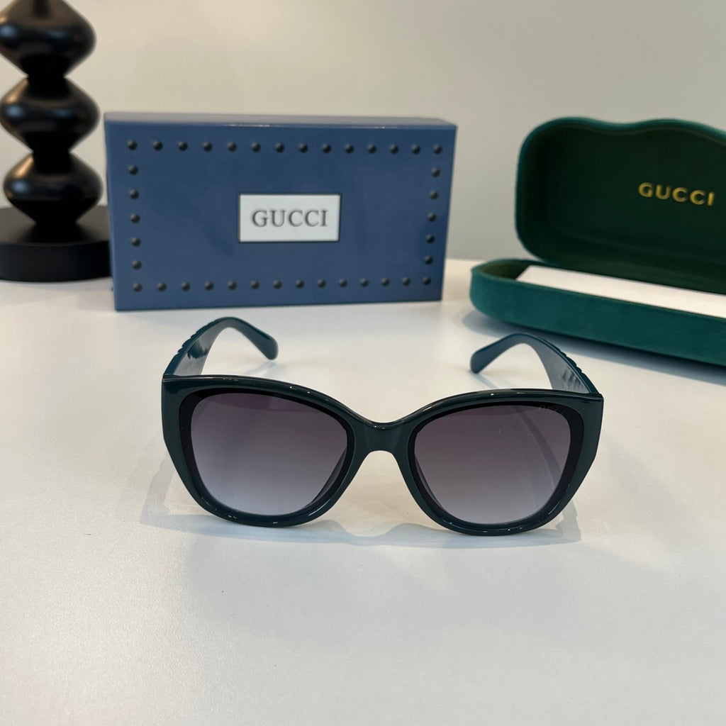 Gucci Oversized Black Lens Sunglasses for Women - 493366 - detail image 2