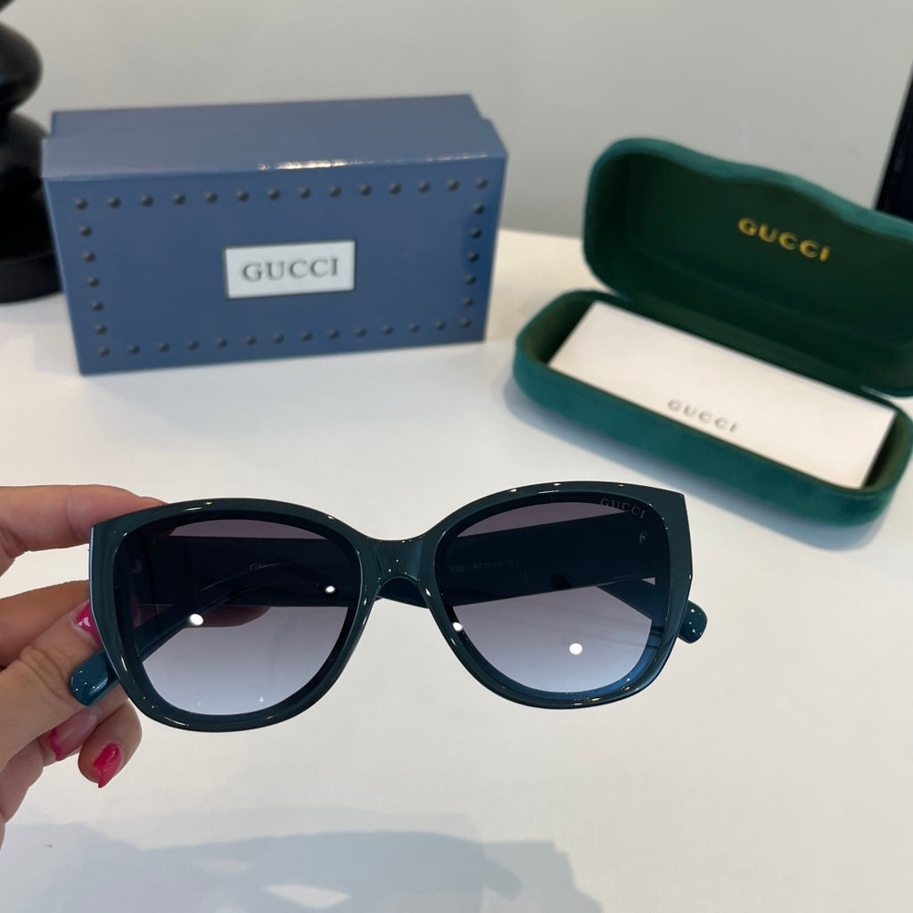 Gucci Oversized Black Lens Sunglasses for Women - 357781 - detail image 5