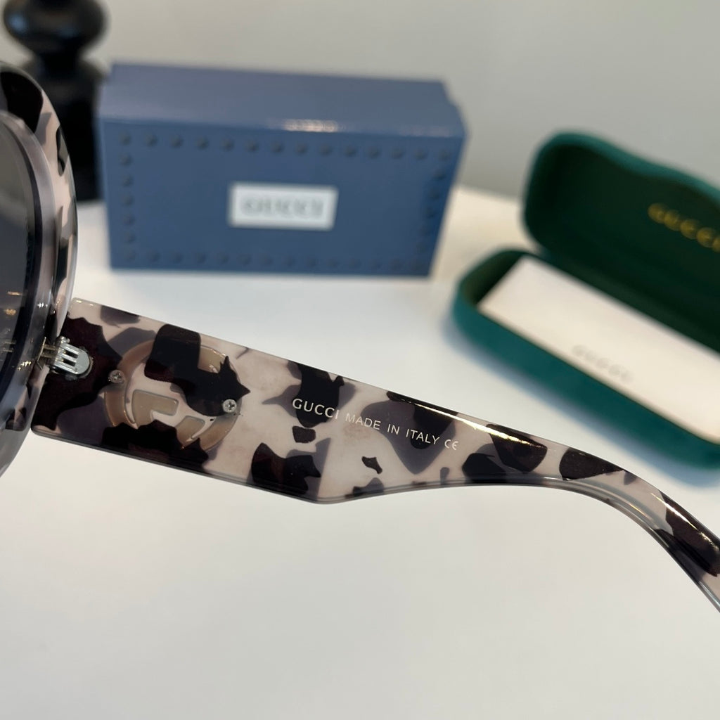 Gucci Oversized Black Lens Sunglasses for Women - 357771 - detail image 10