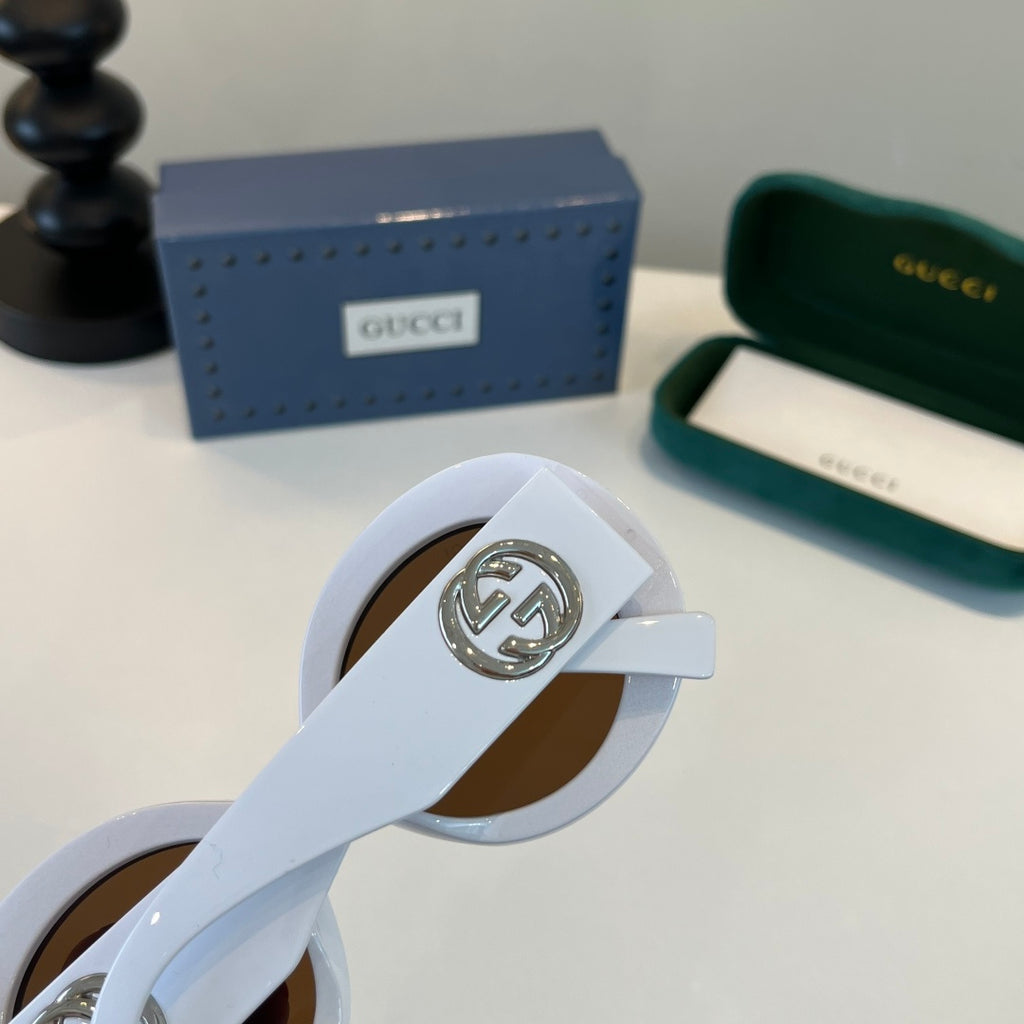 Gucci Oversized Brown Lens Sunglasses for Women - 357772 - detail image 6