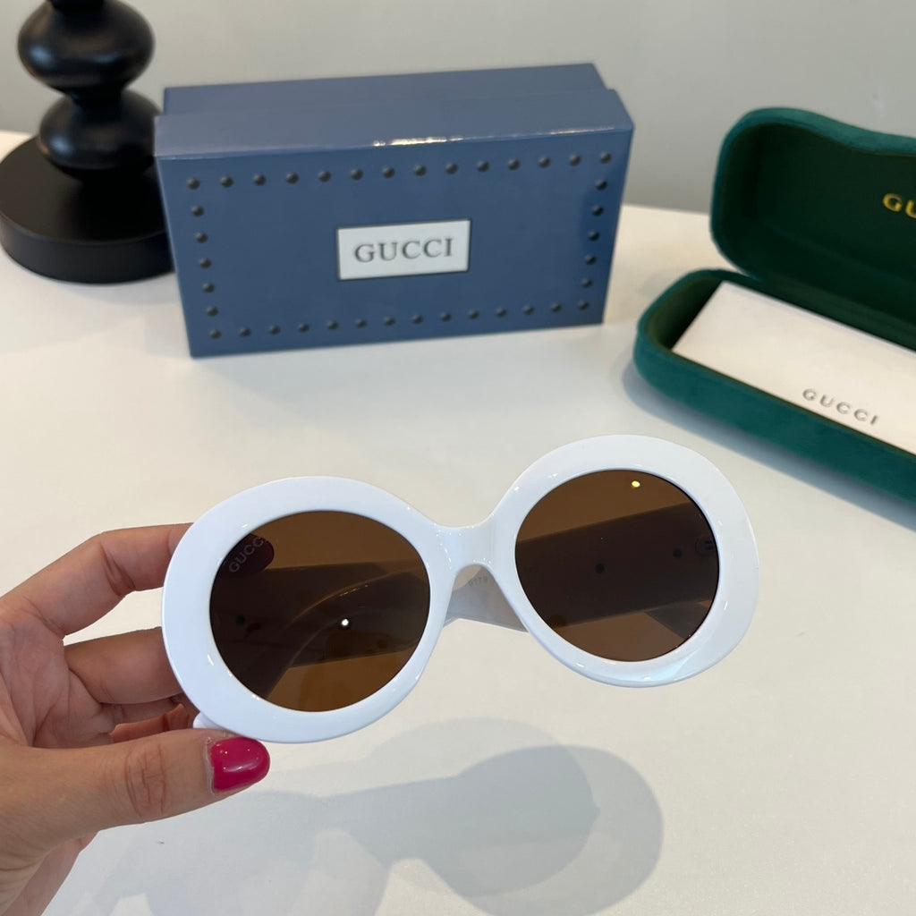 Gucci Oversized Brown Lens Sunglasses for Women - 357772 - detail image 4