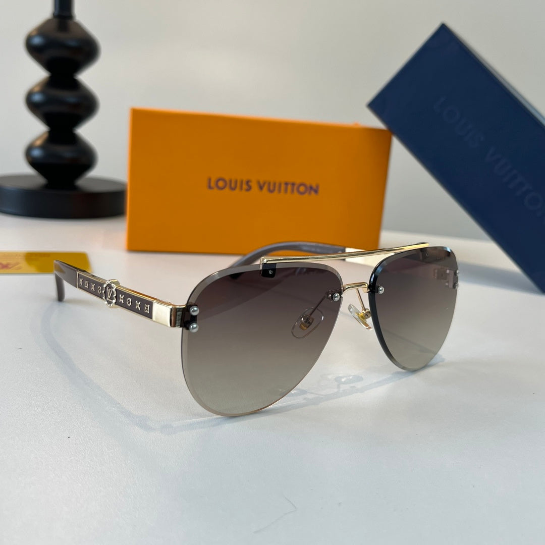 Louis Vuitton Fashion Silver Lens Sunglasses for Men & Women - 493084