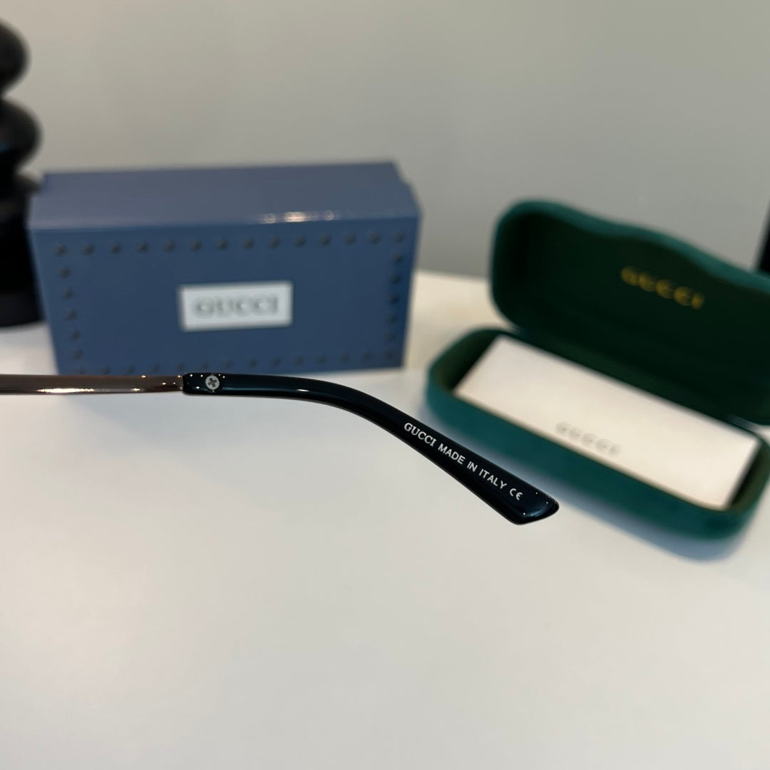 Gucci Fashion Silver Lens Sunglasses for Men & Women - detail image 10