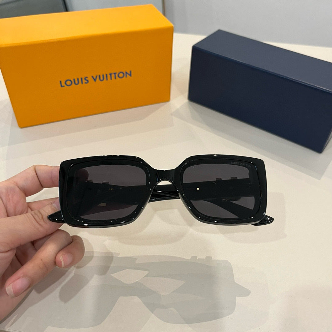 Louis Vuitton Fashion Black Lens Sunglasses for Men & Women - 414811 - detail image 7