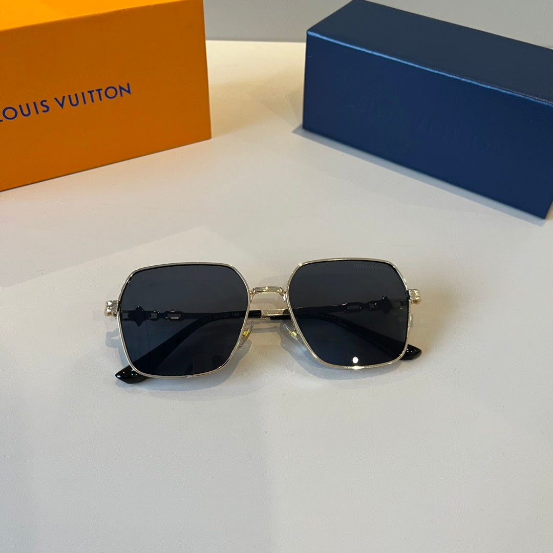 Louis Vuitton Fashion Silver Lens Sunglasses for Men & Women - 431195 - detail image 7