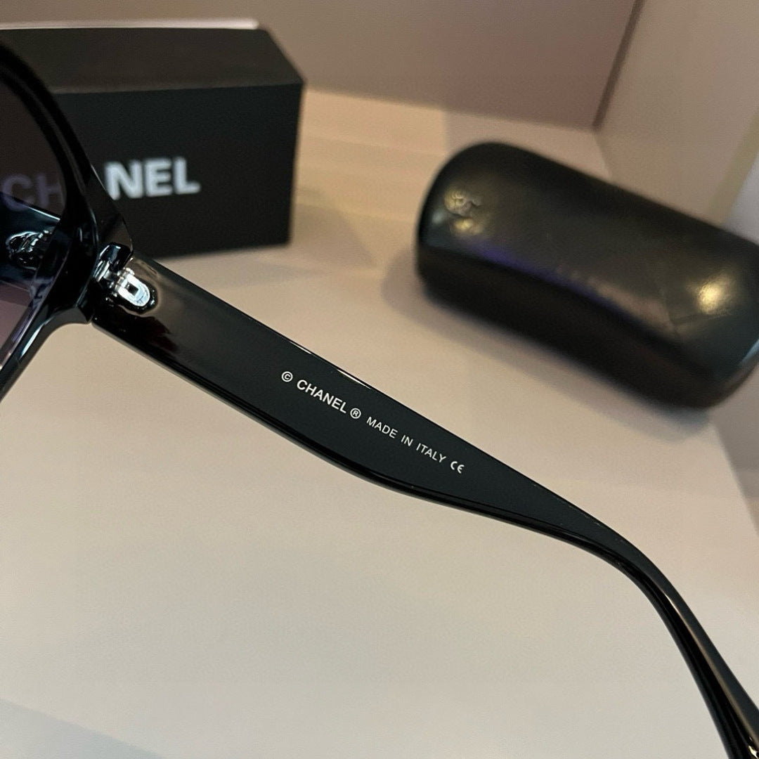 Chanel Square Gold Lens Sunglasses for Men & Women - 415218 - detail image 7