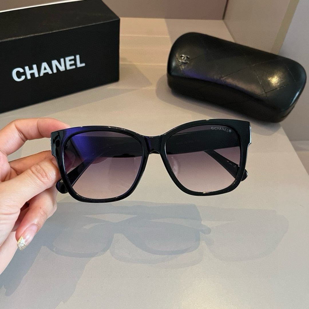 Chanel Square Gold Lens Sunglasses for Men & Women - 415218 - detail image 3