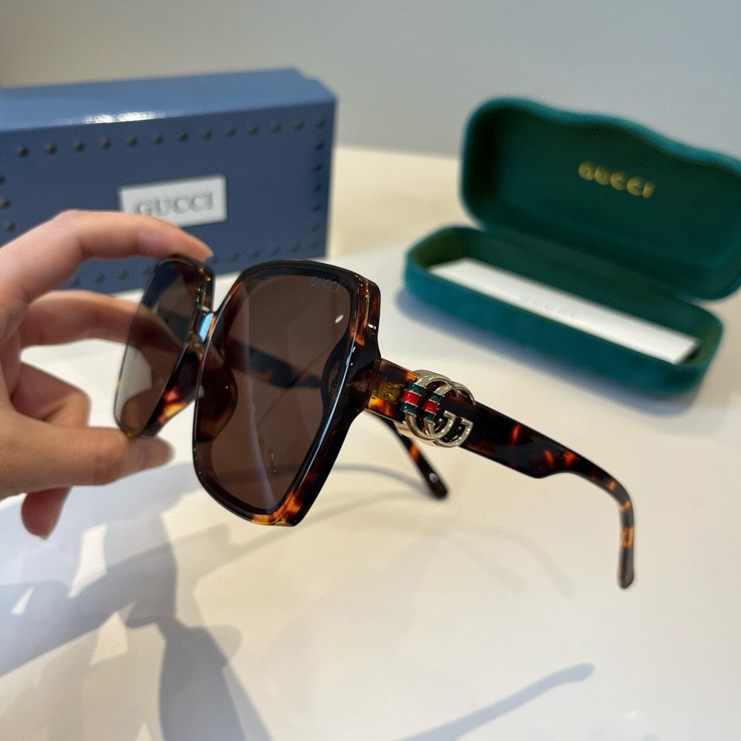Gucci Fashion Black Lens Sunglasses for Men & Women - 398449 - detail image 3