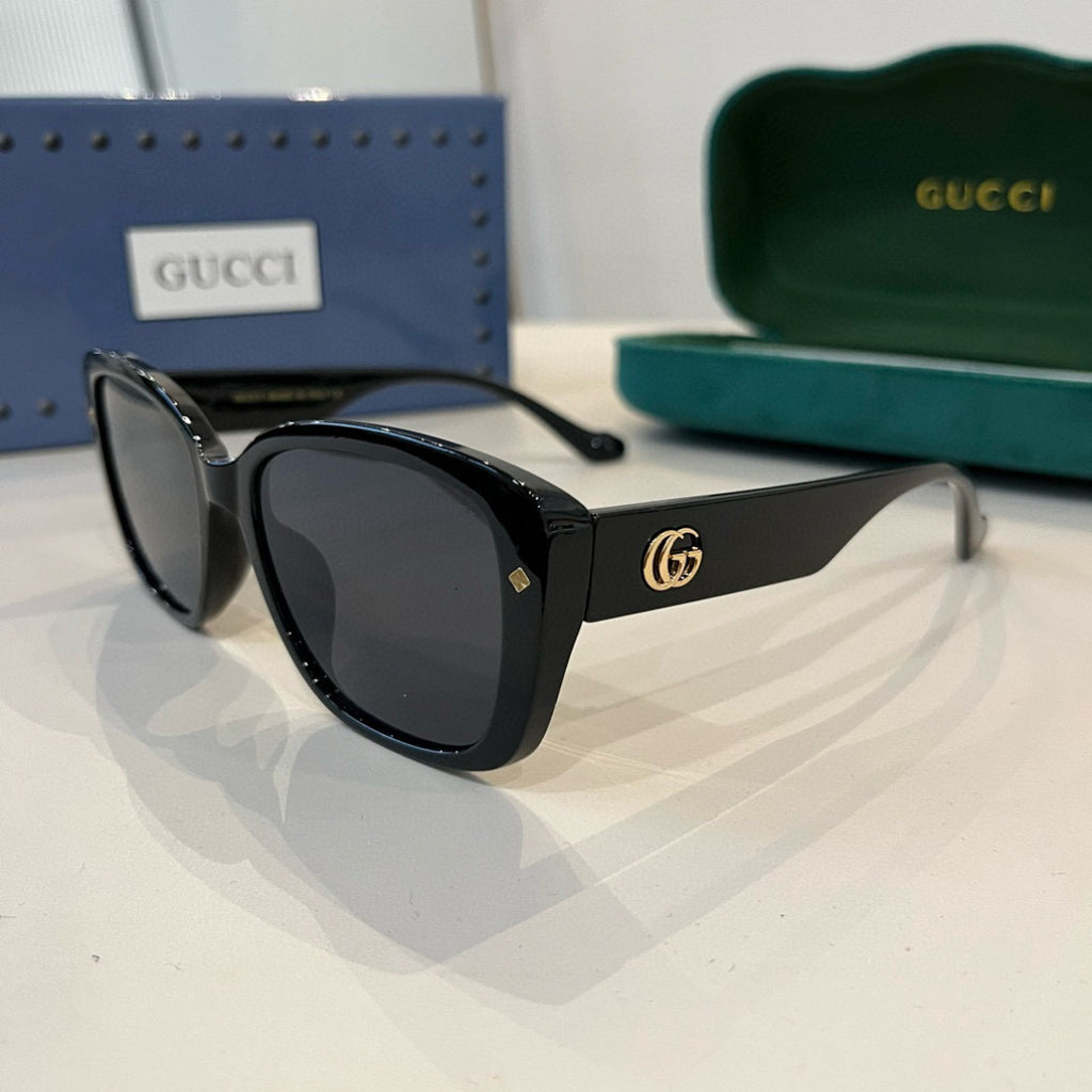 Gucci Fashion Black Lens Sunglasses for Men & Women - 414994 - detail image 3