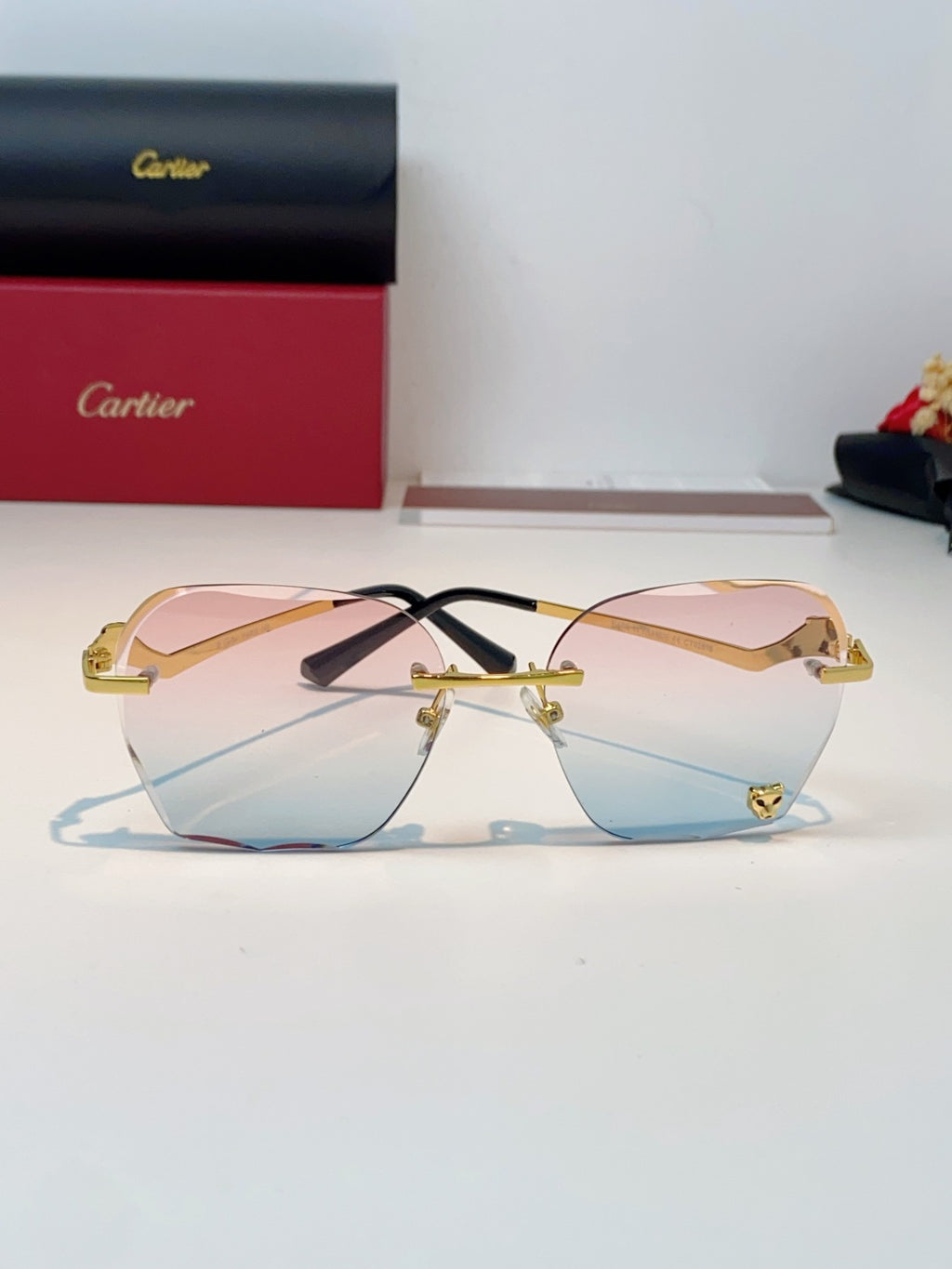 Cartier Photochromic Rimless Silver Lens Sunglasses for Men & Women - 372215 - detail image 2