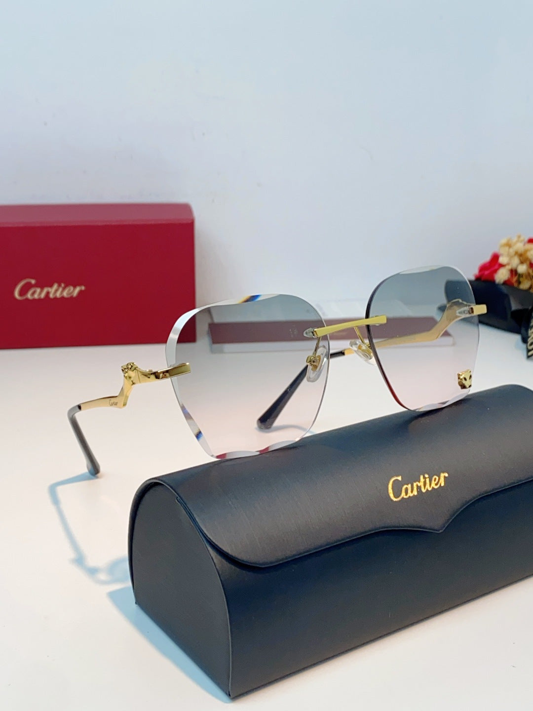 Cartier Photochromic Rimless Silver Lens Sunglasses for Men & Women - 372216 - detail image 10
