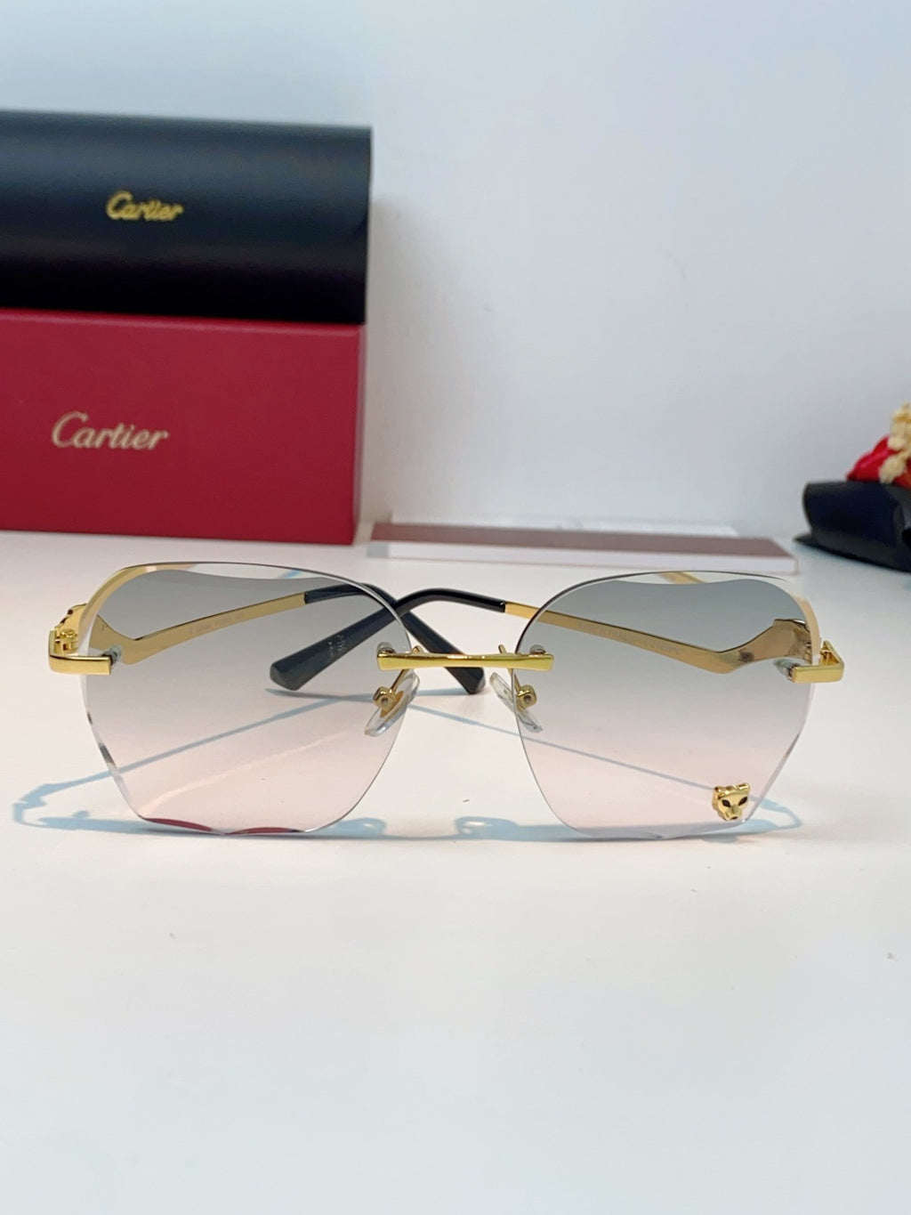 Cartier Photochromic Rimless Silver Lens Sunglasses for Men & Women - 372216 - detail image 2