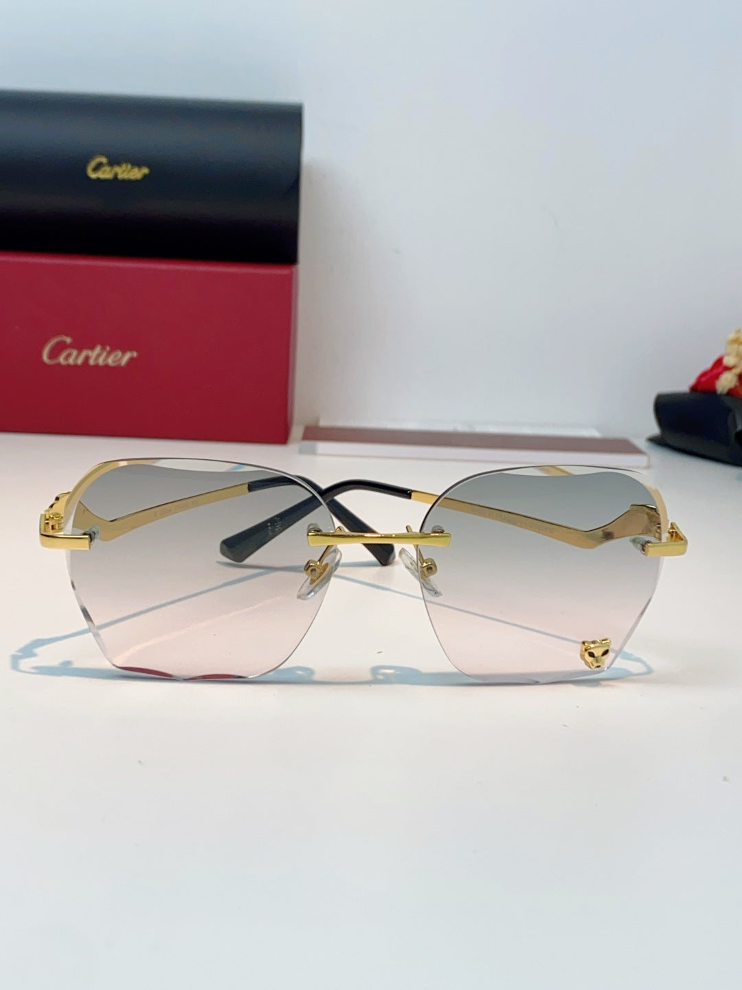 Cartier Photochromic Rimless Silver Lens Sunglasses for Men & Women - 372216 - detail image 2