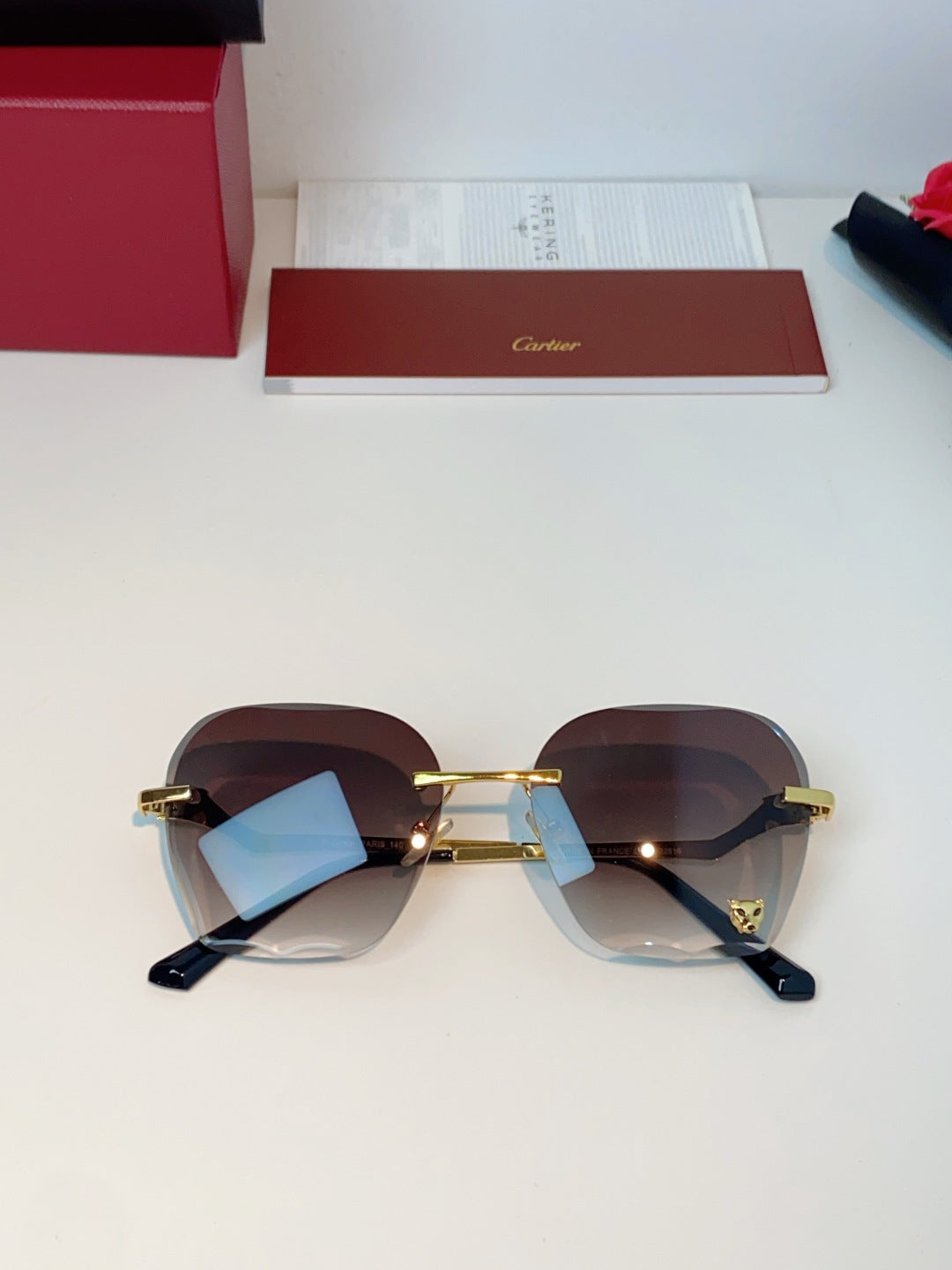 Cartier Photochromic Rimless Red Lens Sunglasses for Men & Women - 372219 - detail image 9
