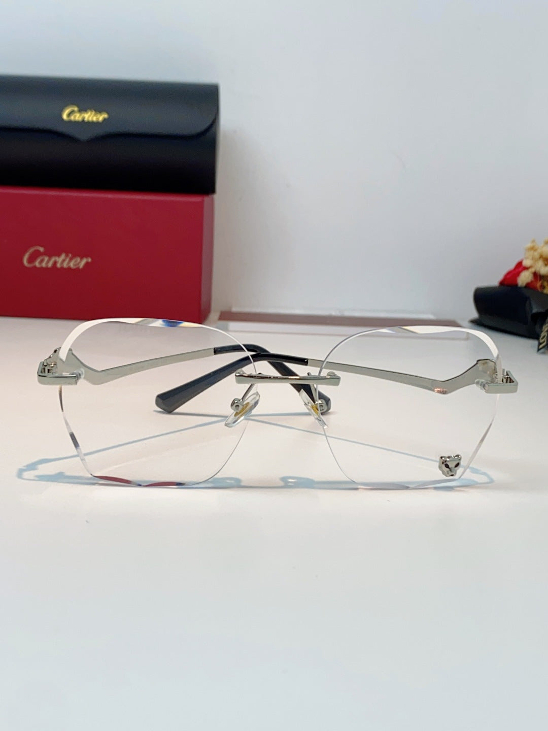 Cartier Photochromic Rimless Silver Lens Sunglasses for Men & Women - 372221 - detail image 2