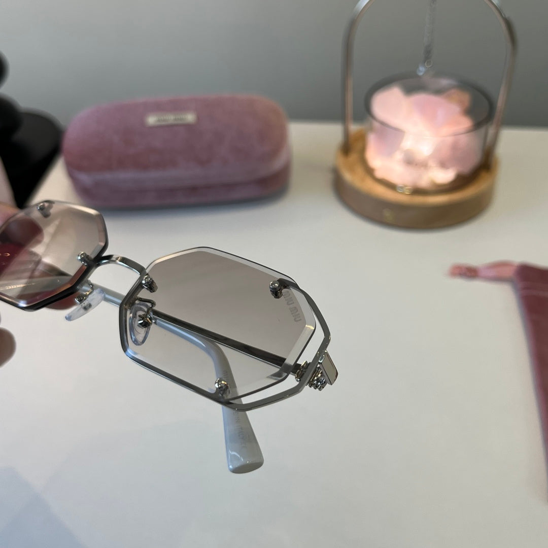 Miu Miu Cat-Eye Red Lens Sunglasses for Men & Women - 372382 - detail image 11