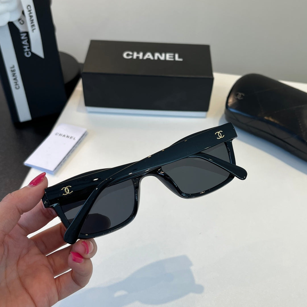 Chanel Fashion Black Lens Sunglasses for Men & Women - 465085 - detail image 8