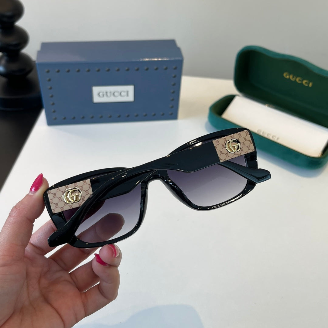 Gucci Oversized Black Lens Sunglasses for Women - 431400 - detail image 8