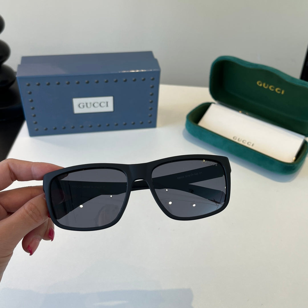 Gucci Fashion Black Lens Sunglasses for Men & Women - 414988 - detail image 6