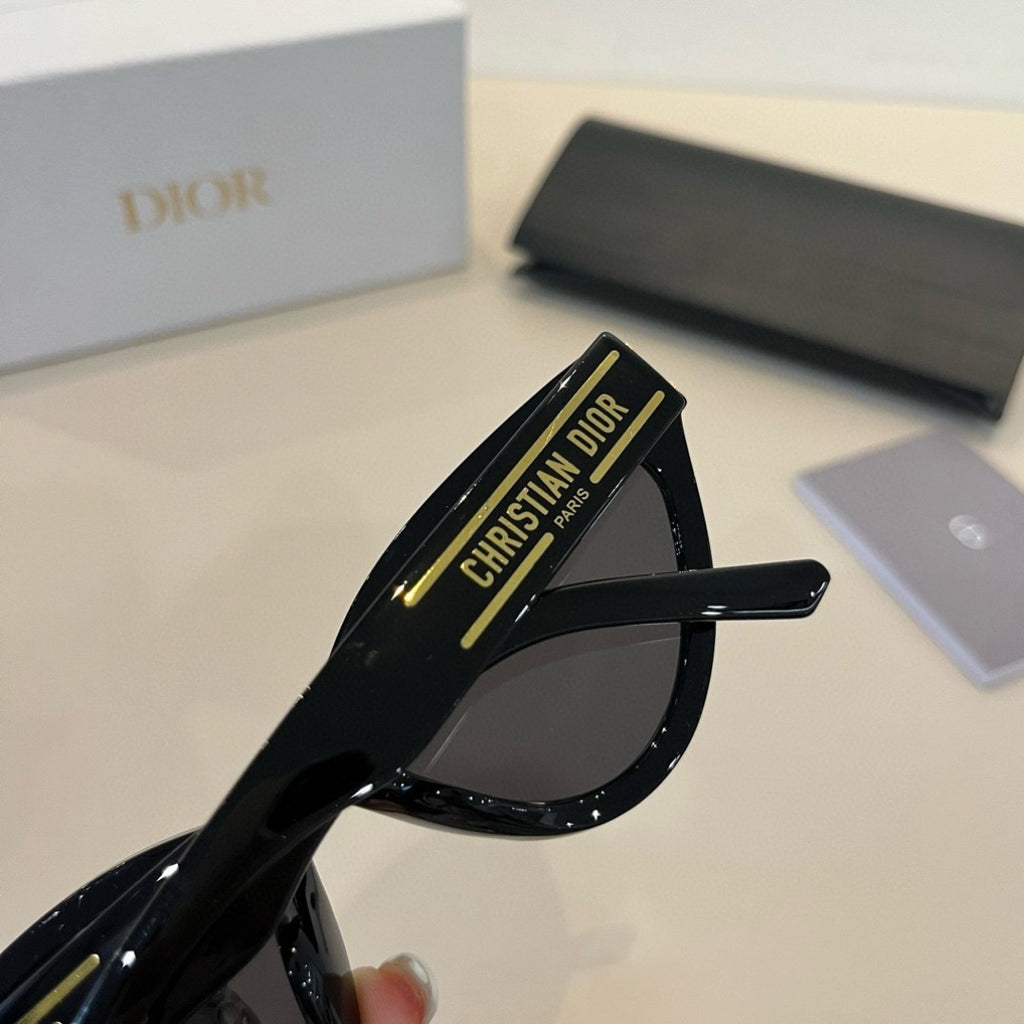 Dior Cat-Eye Silver Lens Sunglasses for Men & Women - 398728 - detail image 6