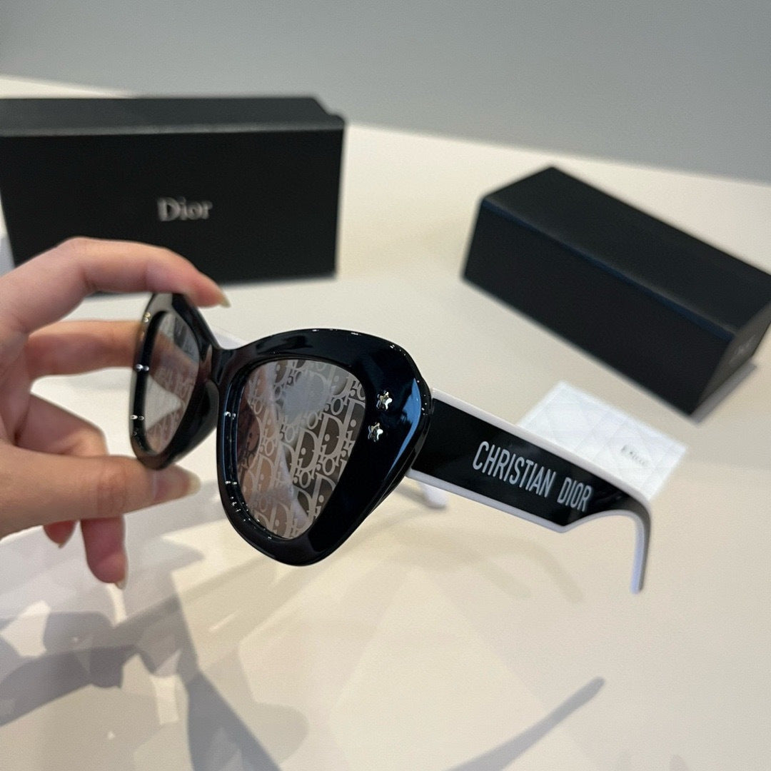 Dior Fashion Gray Lens Sunglasses for Men & Women - detail image 3