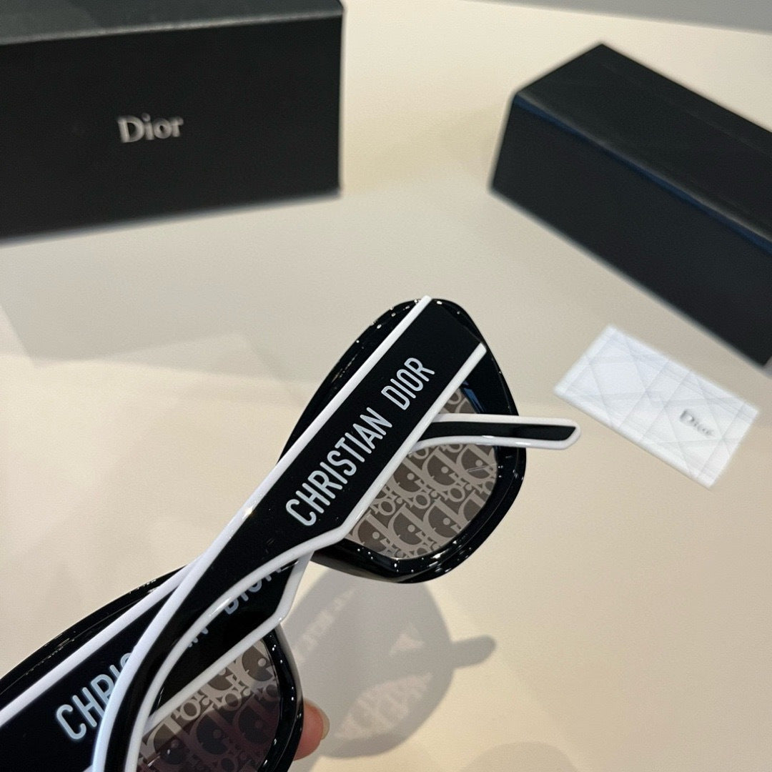 Dior Fashion Gray Lens Sunglasses for Men & Women - detail image 5