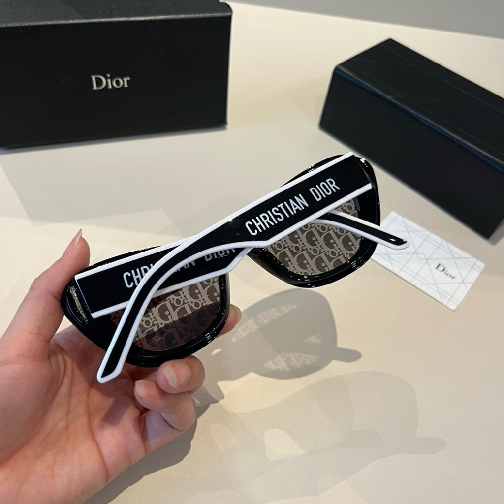 Dior Fashion Gray Lens Sunglasses for Men & Women - detail image 6